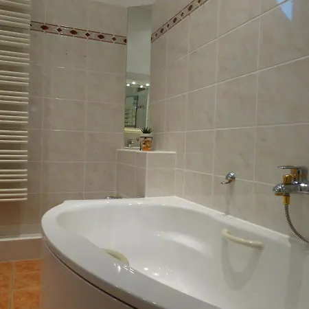 Am Hain Hotel 3*