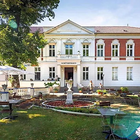 Am Hain 3* Lübben